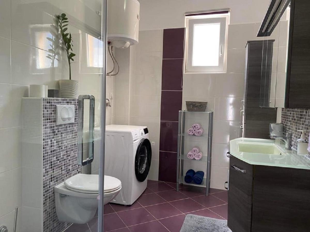 Apartman Zara Biograd Na Moru Bagian luar foto